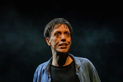 Monólogo y magia Visual: Diversidad escénica en el tercer día del Festival Internacional de Teatro d